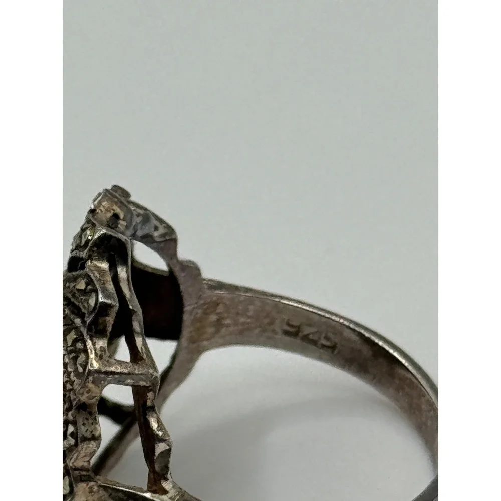 Sterling‎ Silver Onyx Marcasite Oval Ring Size 8